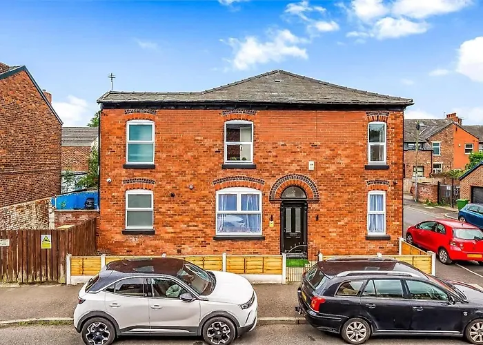 Edgeley House