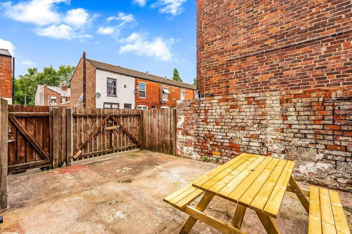 Edgeley House Holiday home *